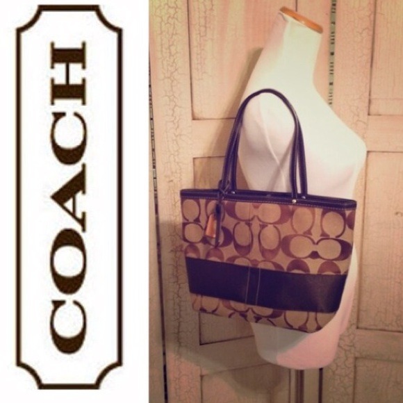 Coach Handbags - Authentic Coach Signature Tote