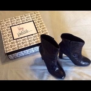 VERY VOLATILE ANKLE BOOTS BRAND NEW IN BOX...