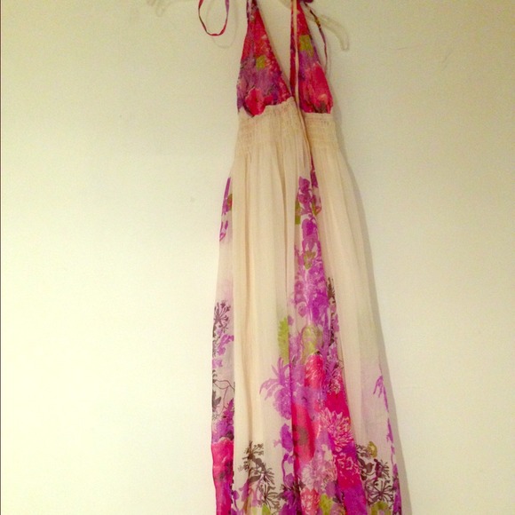 Gorgeous long flowy dress