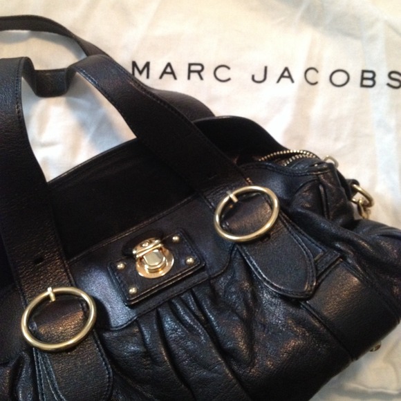 Marc Jacobs Tote 💯% authentic - Picture 2 of 3