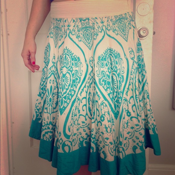 Beautiful Anthropologie tea length skirt
