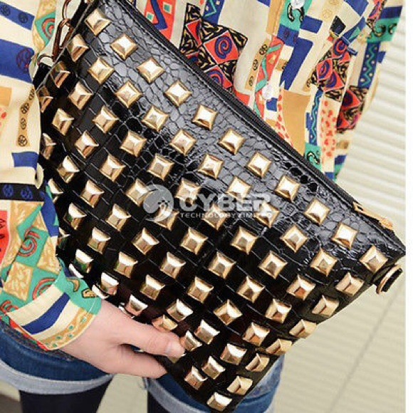 Clutches & Wallets - 🎉HOST PICK🎉⬛️🔶Black&Gold Stud🔶⬛️GORGEOUS!!