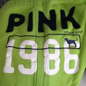 🚫sold inbundle🚫Green PINK by vs lounge shorts.