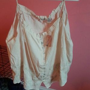 Kohls floral button tank