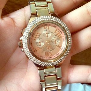 Beautiful accessory watch