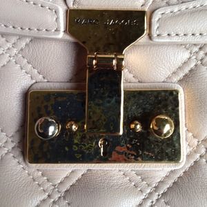Marc Jacobs Bags - Marc Jacobs Saffron Blush Leather Bag. NWT Marc Jacobs Bags - Marc Jacobs Saffron Blush Leather Bag. NWT