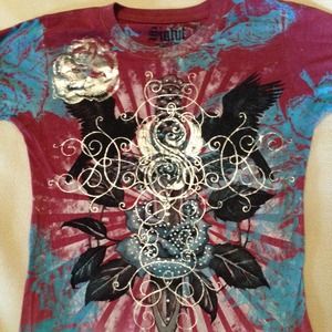 🚫SOLD IN BUNDLE🚫 Sinful tee size M - NWOT ❤️❤️