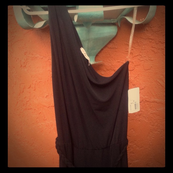 Classic 1 Shoulder Column Dress NWT!