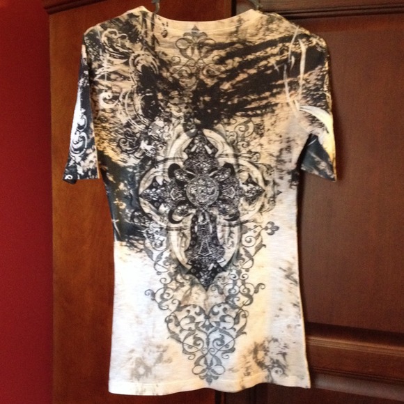 🚫sold daytrip shirt - Picture 4 of 4