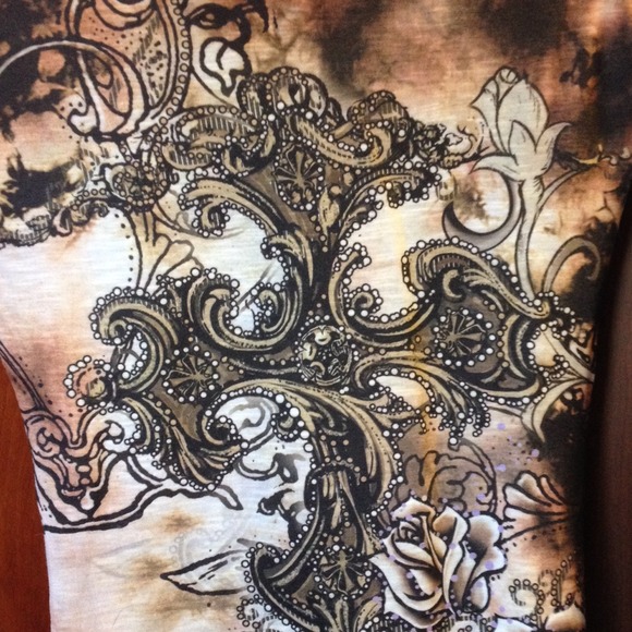 🚫sold daytrip shirt - Picture 4 of 4