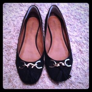 SOLD!! 7.5 Banana Republic black & gold ballet