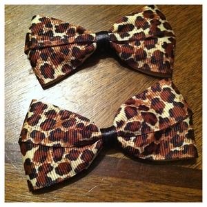 Two cheetah print Hair bows 0n Alligator clips