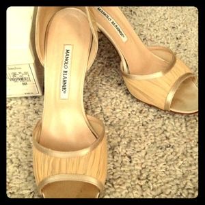 Manolo Blahnik Kili Chiffon Nude 9B