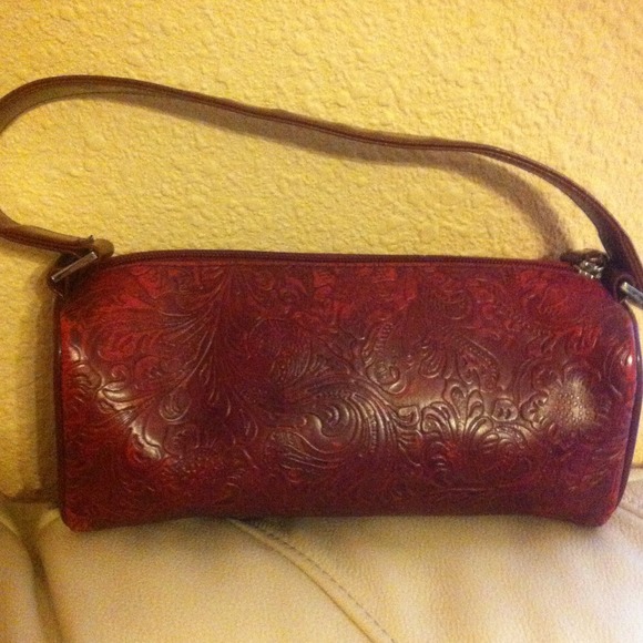 VICTORIA'S SECRET VINTAGE DESIGN BURGUNDY HANDBAG