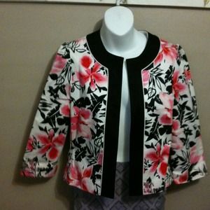 Black jacket/w floral pink /black