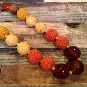 Shades of orange beaded necklace