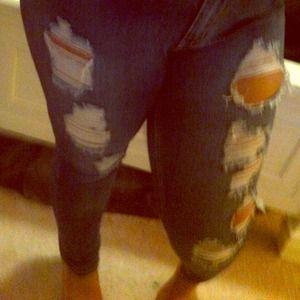Forever 21 skinny ripped jeans