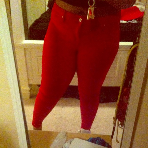 Red jeggings