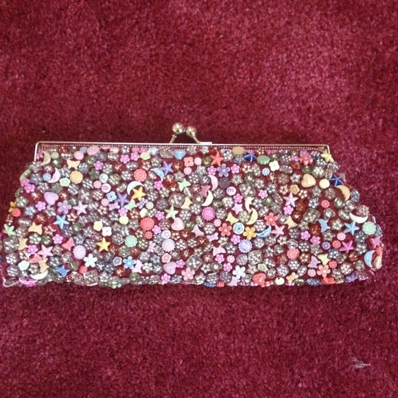 Very beaded purse!