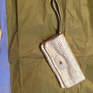 1 Silver/1 Gold Soft Woven Gap Clutch