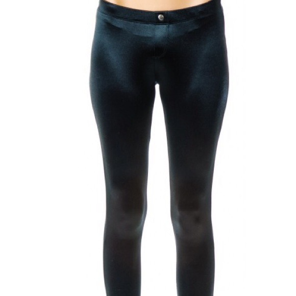 💕sold💕 lip service shiny spandex leggings