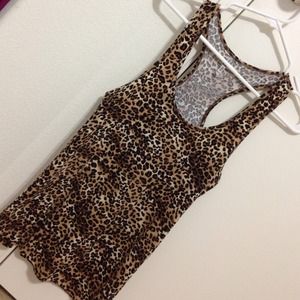 Leopard top