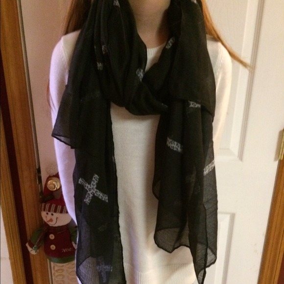 Accessories - New black cross with animal print cross