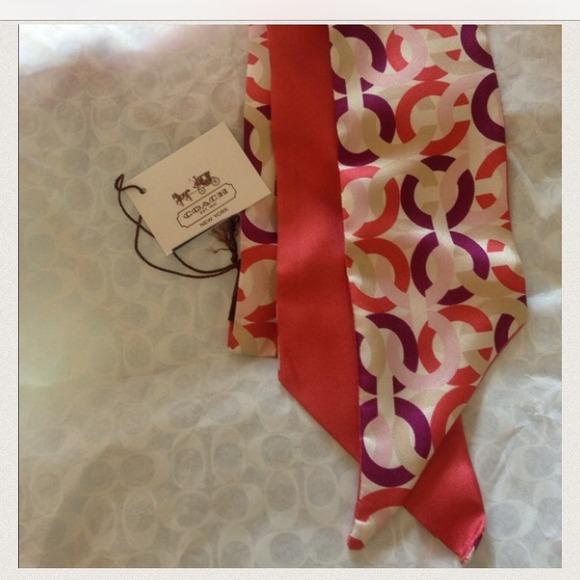 Bundle!! ❤️❤️❤️ - Picture 4 of 4