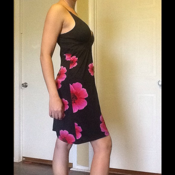 Cute sexy hot pink black flower floral dress