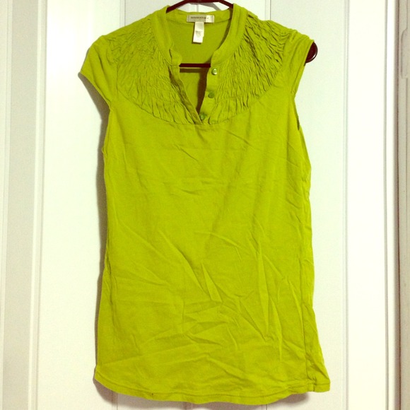 Green sleeveless top with rouching