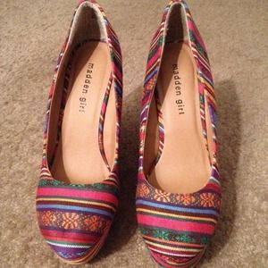 Craftty Multi-colored wedge