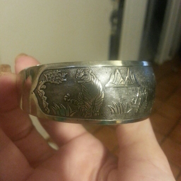 FLASH SALE!! Never worn tibeten silver cuff - Picture 3 of 4