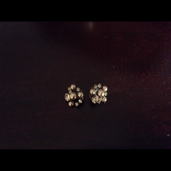 Holiday sparkle earrings