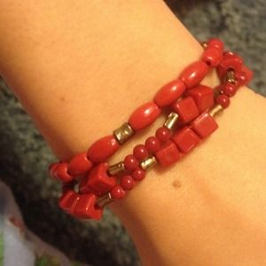 Brick-red beaded bracelets😍