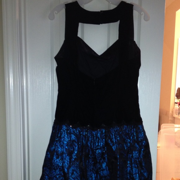 Black velvet and jacquard cocktail dress
