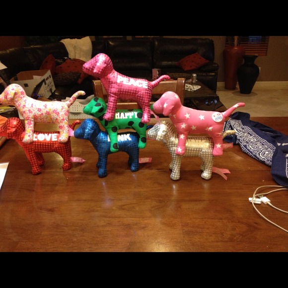 Victoria Secret PINK dogs