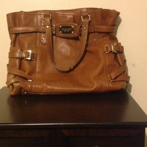 Reduced!!!! Michael Kors Gansevoort Handbag