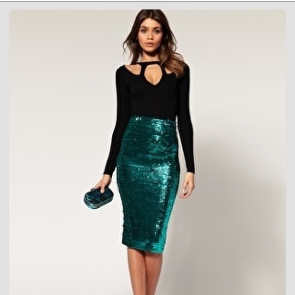 🎉PM Editor & Host Pick🎉 ASOS Green Sequin Skirt