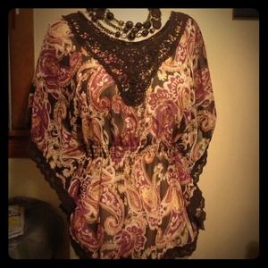 Printed blouse with crochet accents
