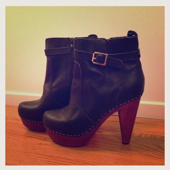 🚦SALE🚦NWOB NYLA leather black boots