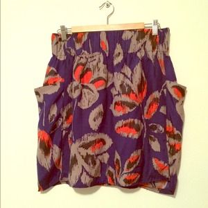 HOST PICK!!! Dolce vita L print skirt!!