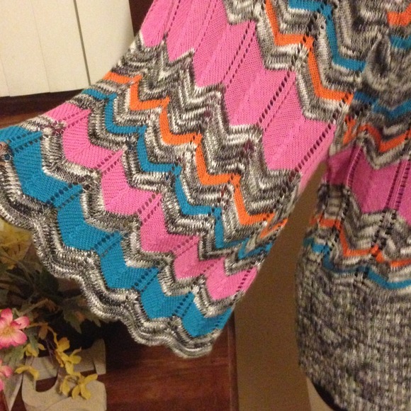 Sweater - Picture 2 of 3