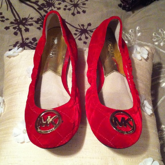 Michael Kors red flats