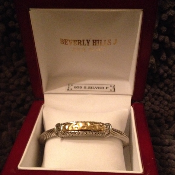 Beverly Hills J, 925 S. Silver Bracelet