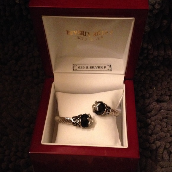 Beverly Hills J, 925 S. Silver Bracelet