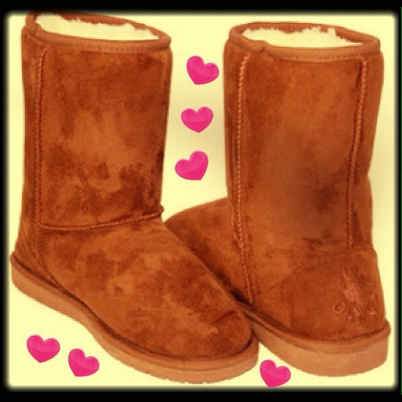 Dawgs Shoes Sold In Bundleuggs Style 9 Boots Chestnut Poshmark