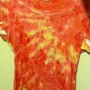 See thru shirt The see thru are made into flowers.