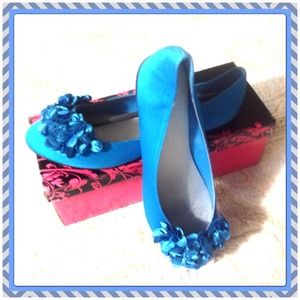 Blue flats brand new ‼️REDUCED‼️