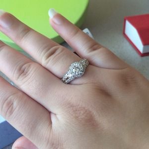 GORGEOUS stainless steel and Swarovski crystals!!!