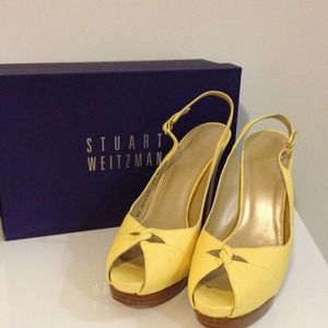 Stuart Weitzman Daisy Llama Heels
